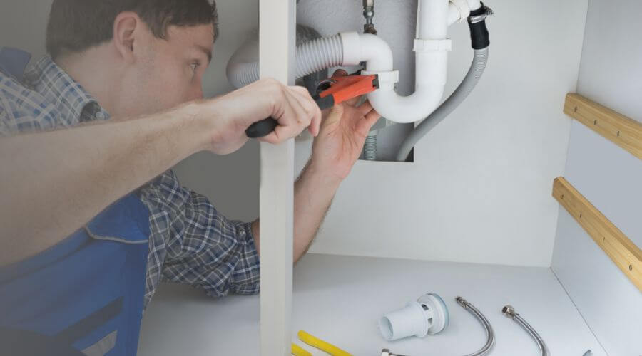 Professional expert plumbing services in Raymondville, MO
